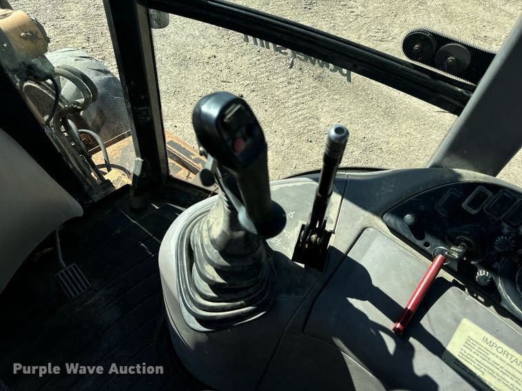 image for item EH7122 2002 Case 590 Super M backhoe