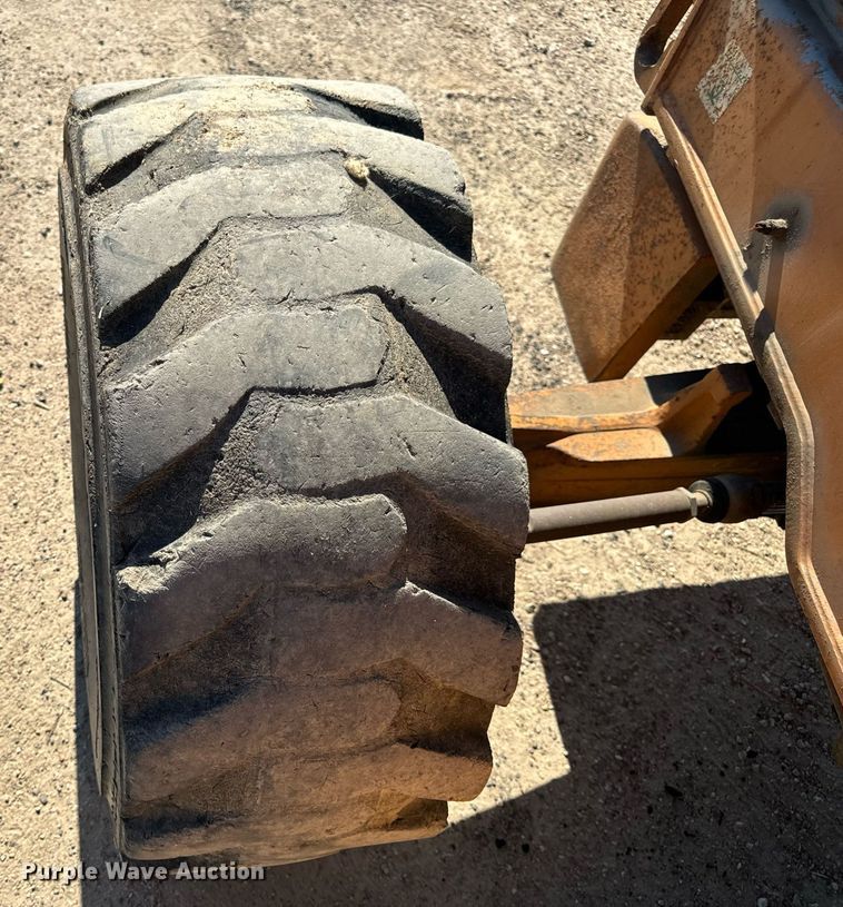 image for item EH7122 2002 Case 590 Super M backhoe