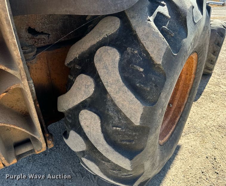 image for item EH7122 2002 Case 590 Super M backhoe