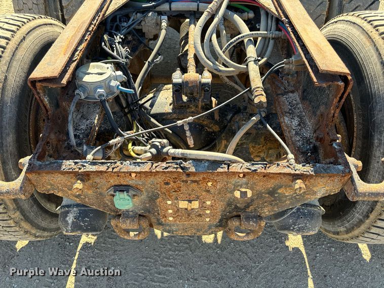 image for item EH7124 2008 International  7600 WorkStar truck cab and chassis