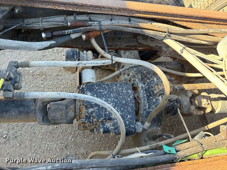 image for item EH7124 2008 International  7600 WorkStar truck cab and chassis