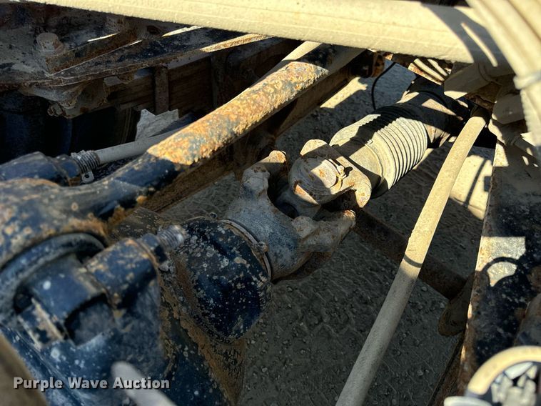 image for item EH7124 2008 International  7600 WorkStar truck cab and chassis