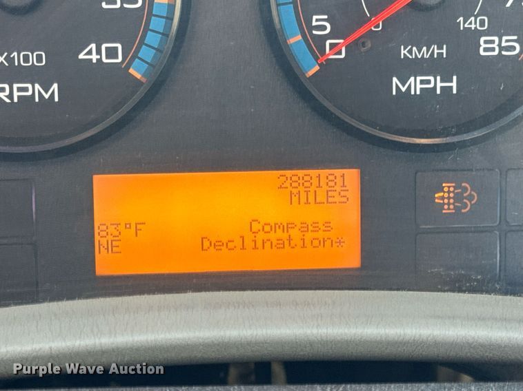 image for item EH7124 2008 International  7600 WorkStar truck cab and chassis