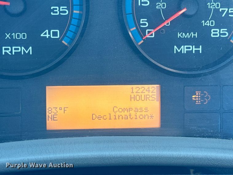 image for item EH7124 2008 International  7600 WorkStar truck cab and chassis