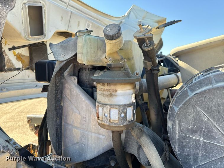 image for item EH7124 2008 International  7600 WorkStar truck cab and chassis