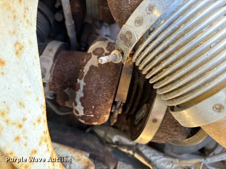 image for item EH7124 2008 International  7600 WorkStar truck cab and chassis