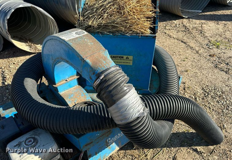 image for item EH7129 Goossen BCG-2 bale chopper