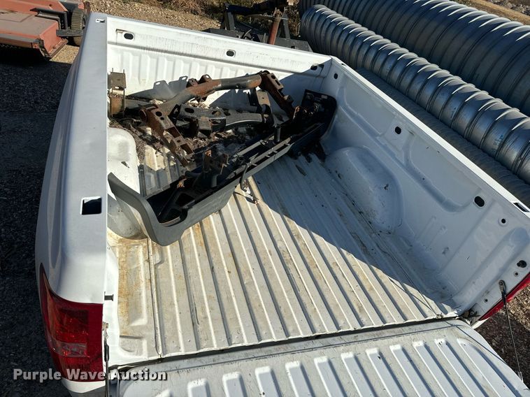 image for item EH7134 Pickup truck bed
