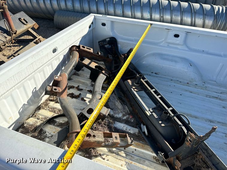 image for item EH7134 Pickup truck bed