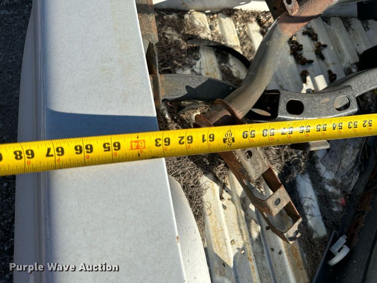 image for item EH7134 Pickup truck bed