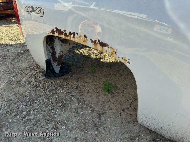 image for item EH7137 Pickup truck bed