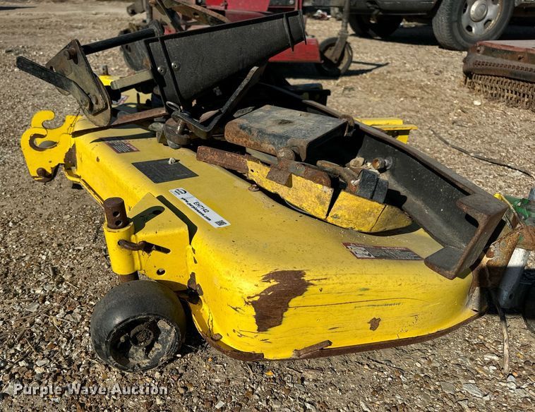 image for item EH7142 John Deere lawn mower deck