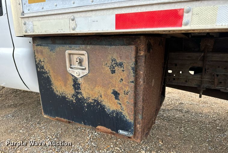 image for item EH7167 2002 Ford F450  box truck