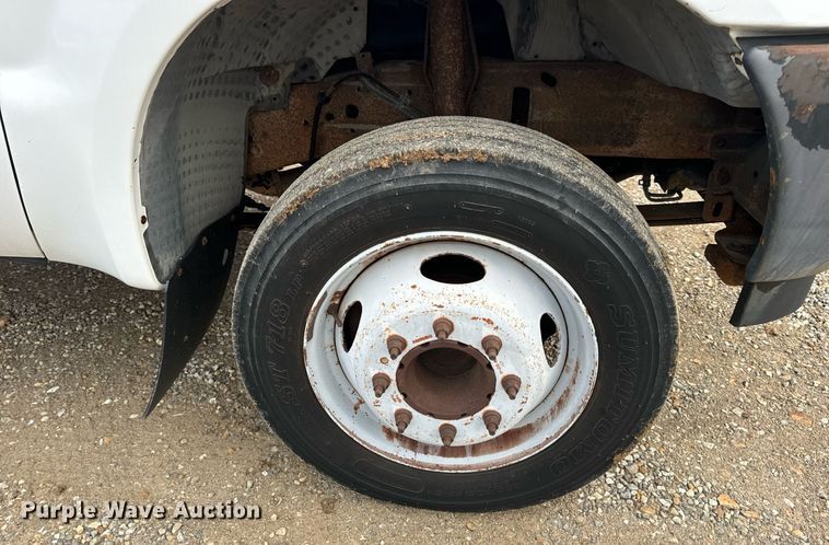 image for item EH7167 2002 Ford F450  box truck