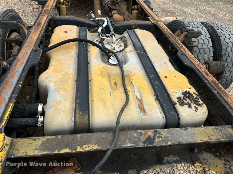 image for item EH7169 2008 Ford F550 XL truck cab and chassis