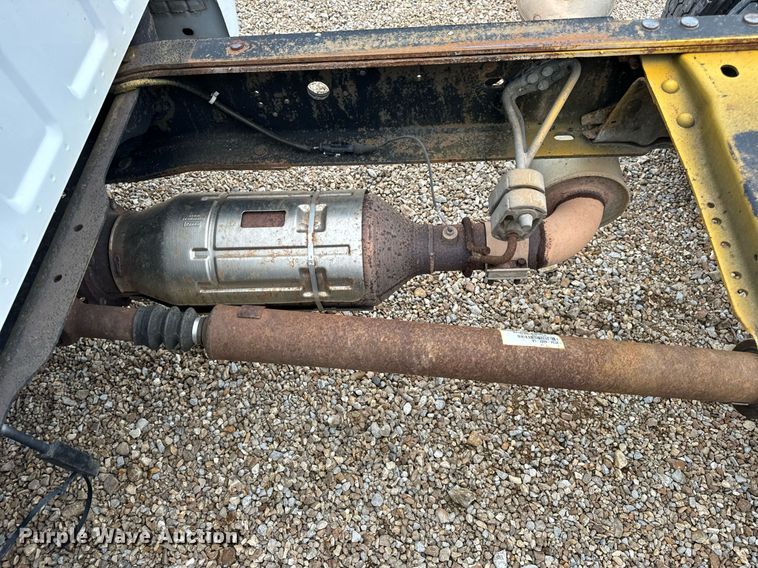 image for item EH7169 2008 Ford F550 XL truck cab and chassis