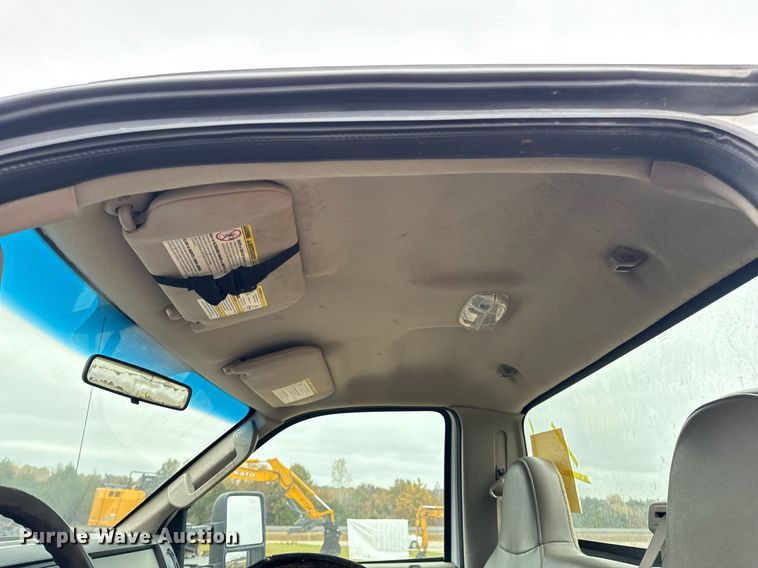 image for item EH7169 2008 Ford F550 XL truck cab and chassis