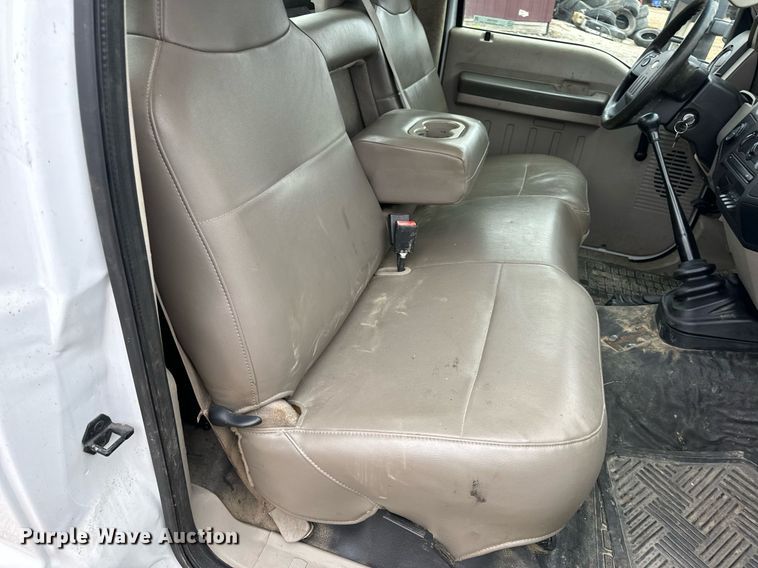 image for item EH7169 2008 Ford F550 XL truck cab and chassis