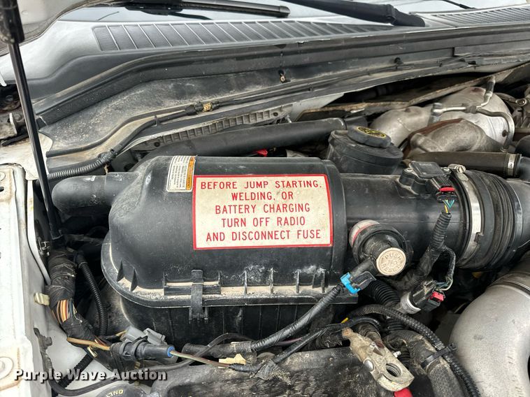 image for item EH7169 2008 Ford F550 XL truck cab and chassis