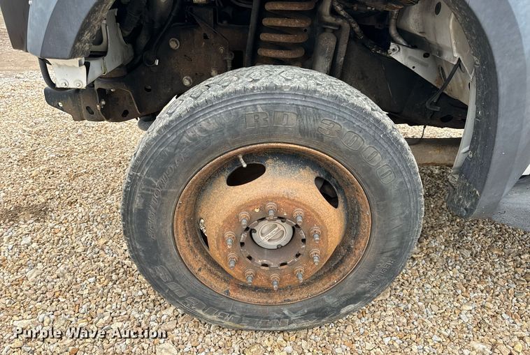 image for item EH7169 2008 Ford F550 XL truck cab and chassis