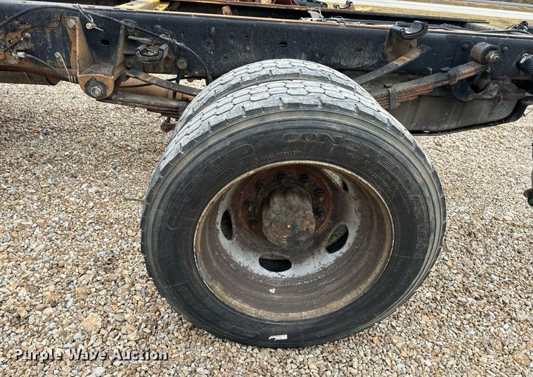 image for item EH7169 2008 Ford F550 XL truck cab and chassis