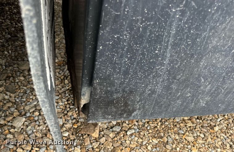 image for item EH7170 2003 International 4400  box truck