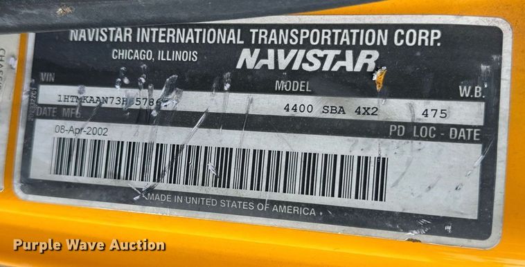 image for item EH7170 2003 International 4400  box truck