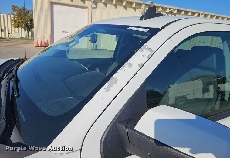 image for item EI8451 2015 Chevrolet  Silverado 1500 Crew Cab pickup truck