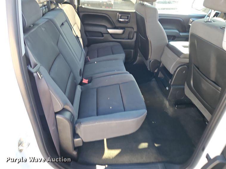 image for item EI8451 2015 Chevrolet  Silverado 1500 Crew Cab pickup truck