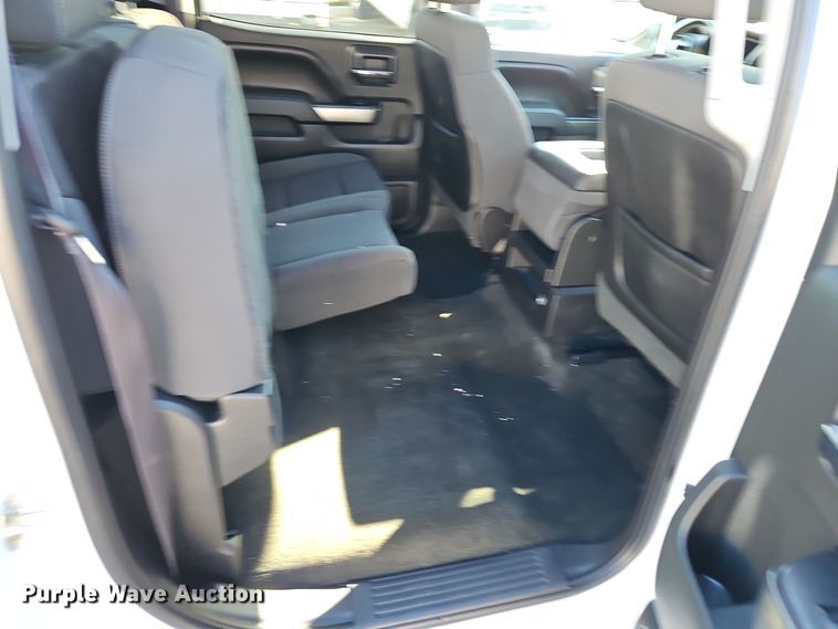 image for item EI8451 2015 Chevrolet  Silverado 1500 Crew Cab pickup truck