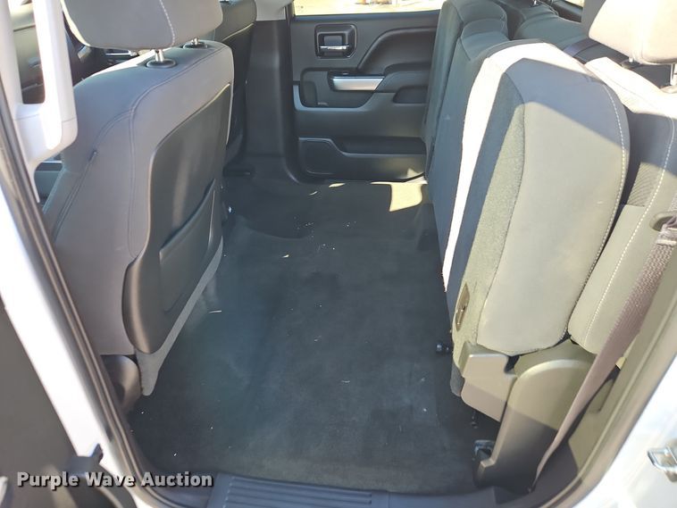 image for item EI8451 2015 Chevrolet  Silverado 1500 Crew Cab pickup truck