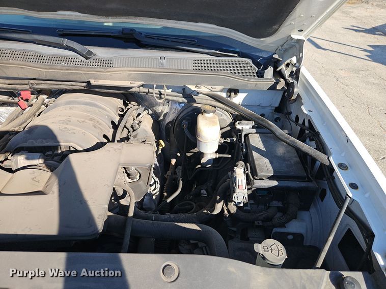 image for item EI8451 2015 Chevrolet  Silverado 1500 Crew Cab pickup truck