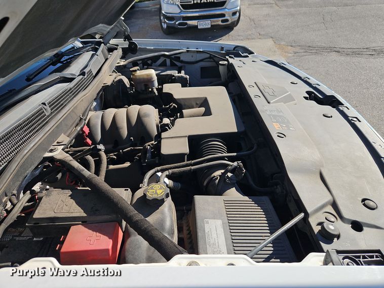 image for item EI8451 2015 Chevrolet  Silverado 1500 Crew Cab pickup truck