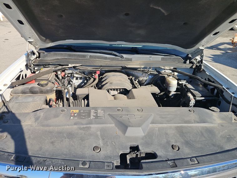 image for item EI8451 2015 Chevrolet  Silverado 1500 Crew Cab pickup truck