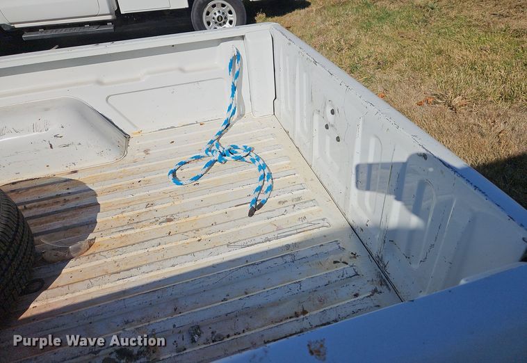 image for item EI8455 2001 Chevrolet  S10 pickup truck