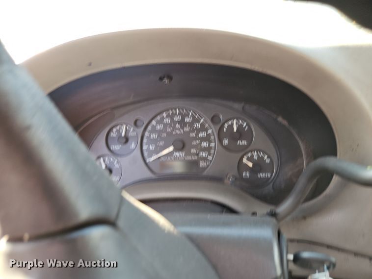 image for item EI8455 2001 Chevrolet  S10 pickup truck