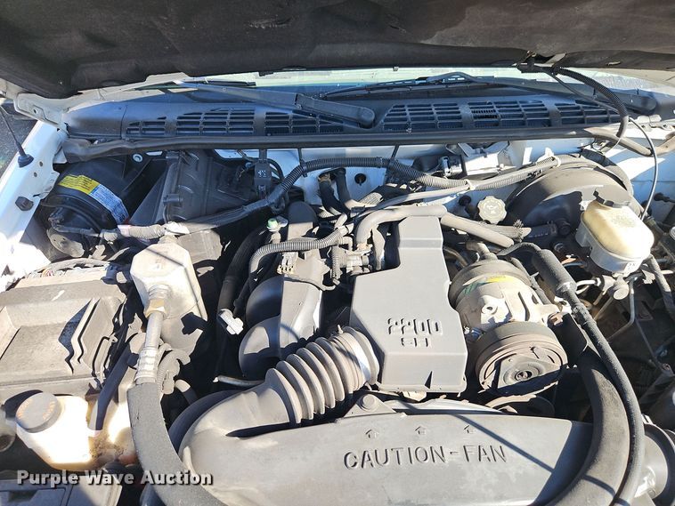 image for item EI8455 2001 Chevrolet  S10 pickup truck