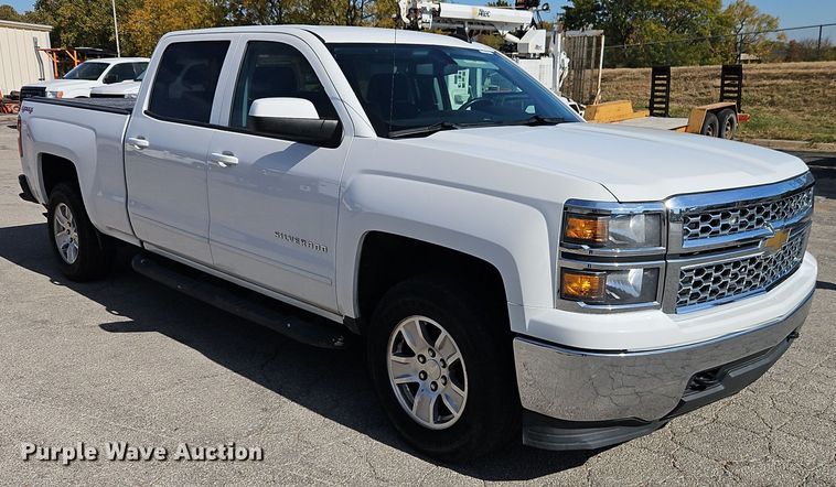 image for item EI8456 2015 Chevrolet  Silverado 1500 LT Crew Cab pickup truck