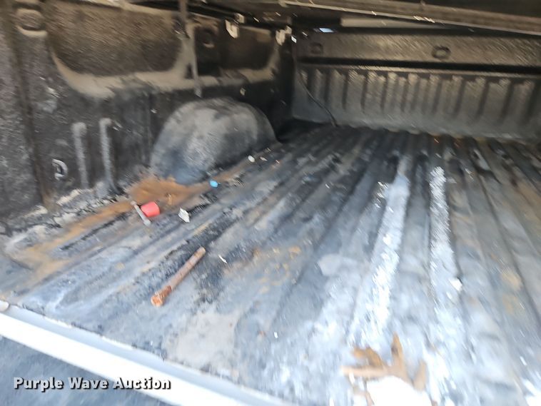 image for item EI8456 2015 Chevrolet  Silverado 1500 LT Crew Cab pickup truck