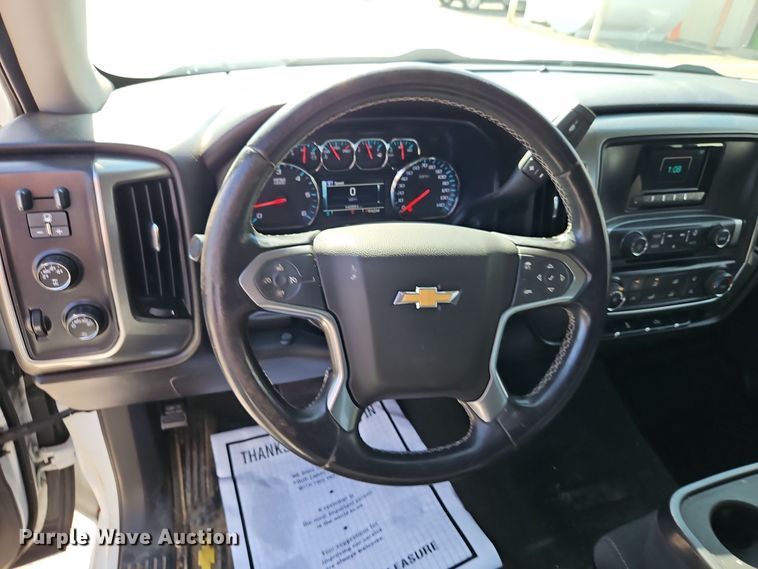 image for item EI8456 2015 Chevrolet  Silverado 1500 LT Crew Cab pickup truck