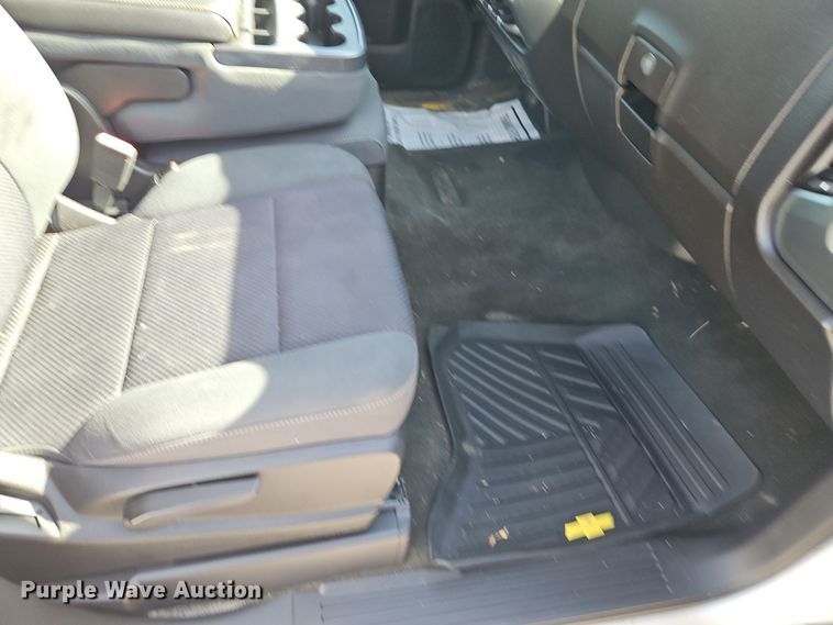 image for item EI8456 2015 Chevrolet  Silverado 1500 LT Crew Cab pickup truck