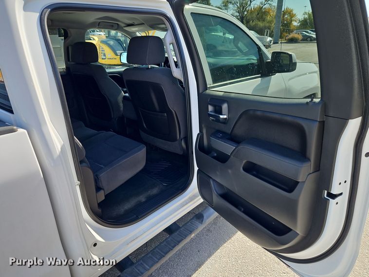 image for item EI8456 2015 Chevrolet  Silverado 1500 LT Crew Cab pickup truck