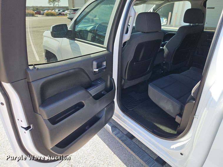 image for item EI8456 2015 Chevrolet  Silverado 1500 LT Crew Cab pickup truck