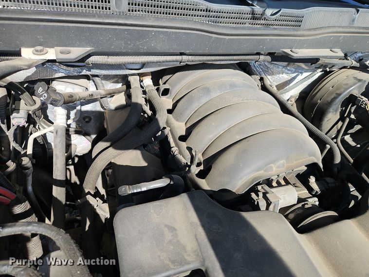 image for item EI8456 2015 Chevrolet  Silverado 1500 LT Crew Cab pickup truck