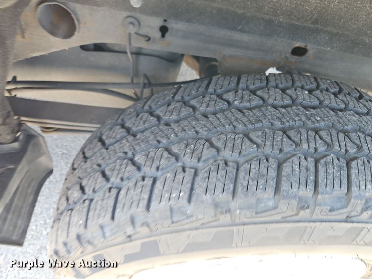 image for item EI8456 2015 Chevrolet  Silverado 1500 LT Crew Cab pickup truck