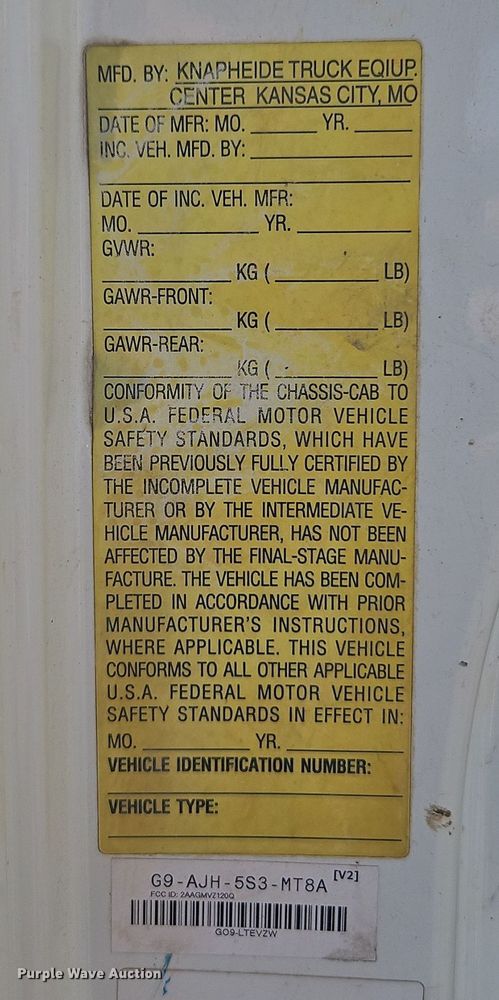 image for item EI8459 2005 International  4400 utility / service truck