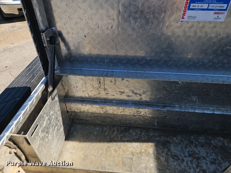 image for item EI8464 2013 Chevrolet  Silverado 1500 Ext. Cab pickup truck