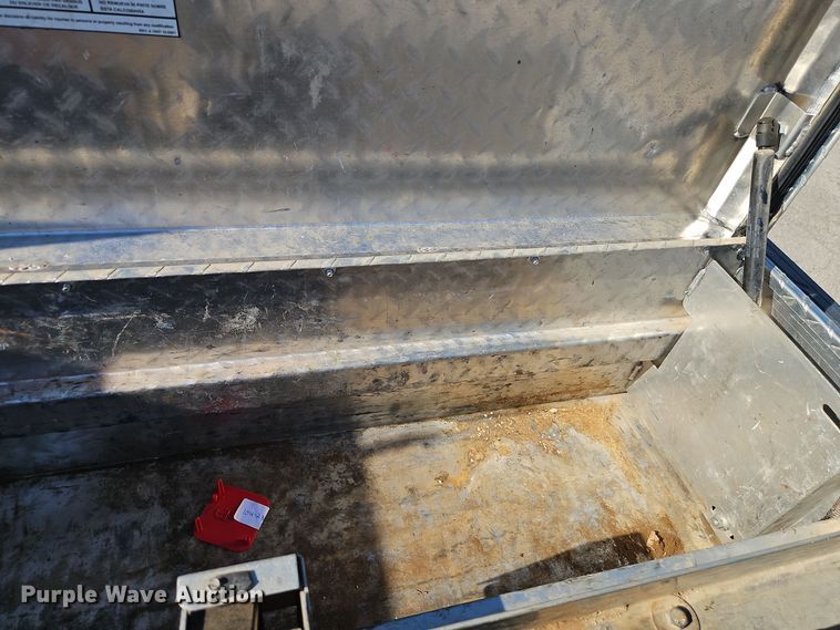 image for item EI8464 2013 Chevrolet  Silverado 1500 Ext. Cab pickup truck