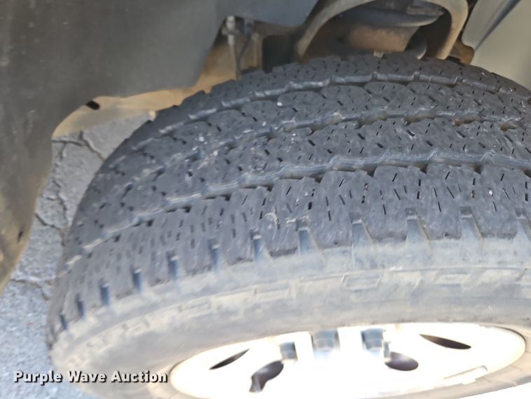 image for item EI8464 2013 Chevrolet  Silverado 1500 Ext. Cab pickup truck