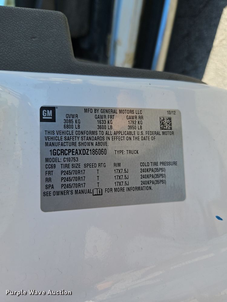 image for item EI8464 2013 Chevrolet  Silverado 1500 Ext. Cab pickup truck